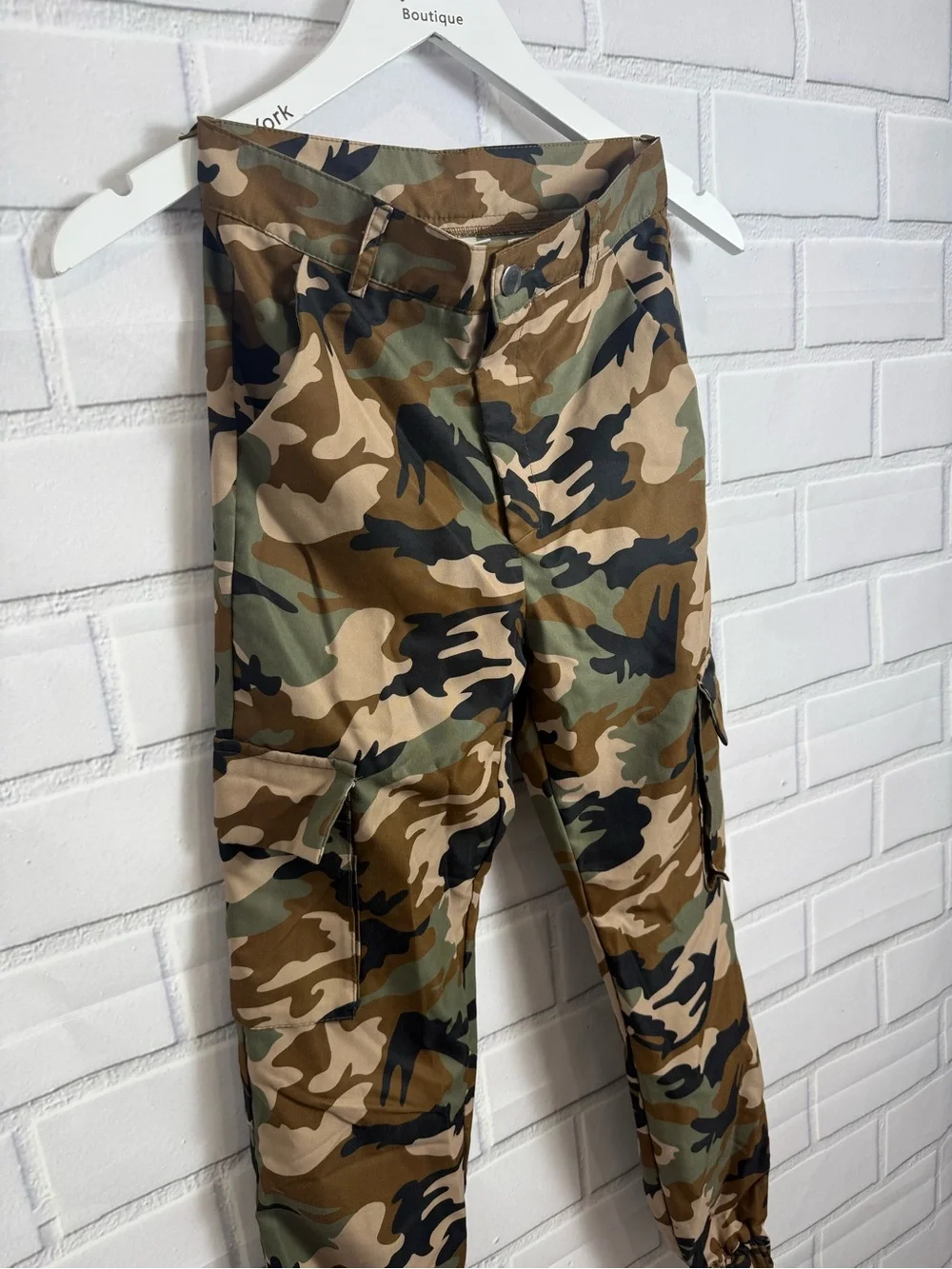 SHEIN Teen Camo Cargo Jogger Pants Size 10-11Y Green Camouflage Utility